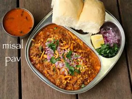 Misal Pav